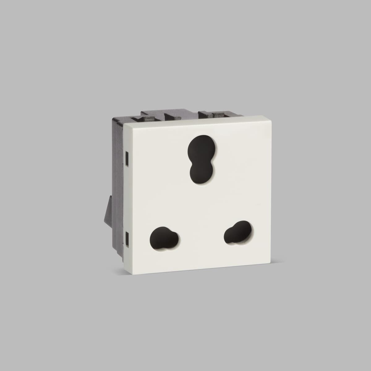 IIK20616 AN 6/16A Socket