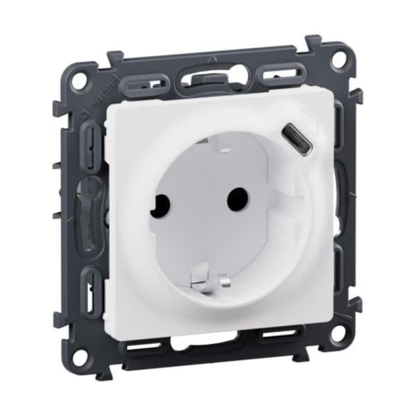 Valena Life - 2P+E + USB Type C mixed socket outlet with cover plate - Schuko 16A 250V flush-mounted