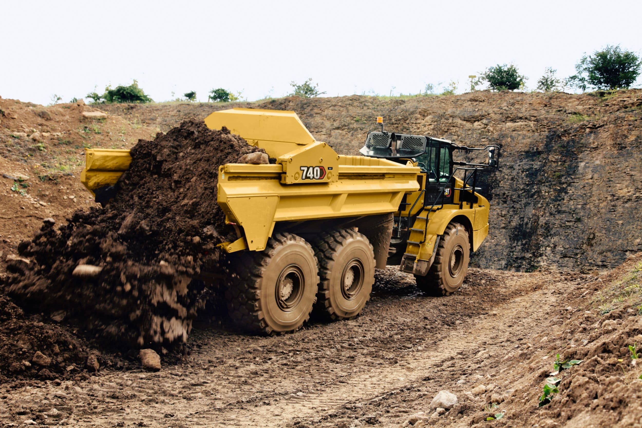 740 EJ Articulated Truck