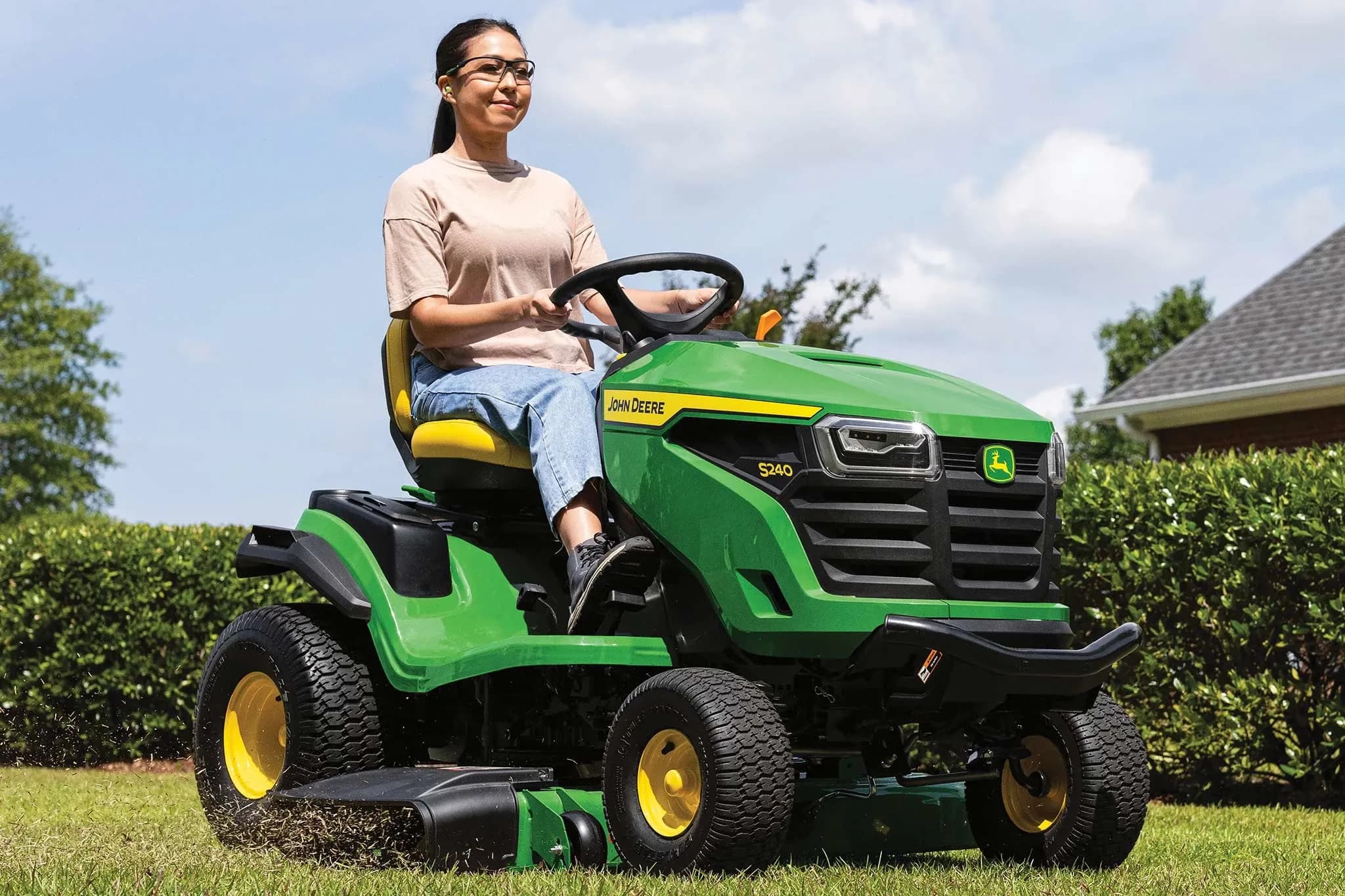 S240 Lawn Tractor