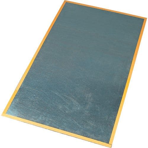 Eaton xEnergy Basic rear panel