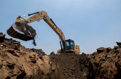 330 Excavator | 30 Ton Excavator / Digger