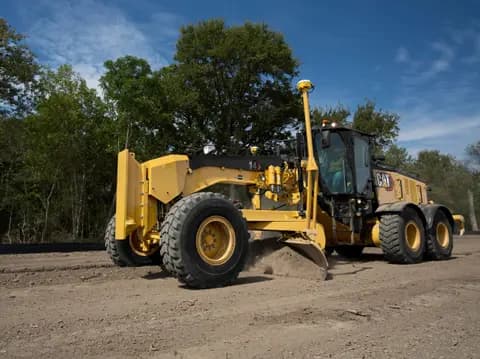 14 Motor Grader
