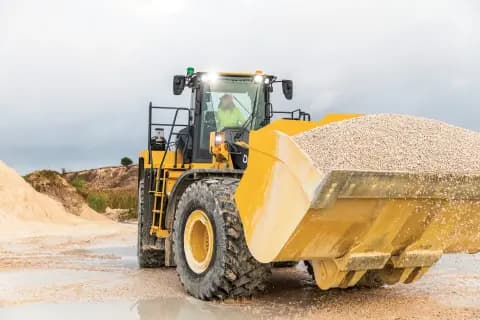 904 P-Tier Large Wheel Loader