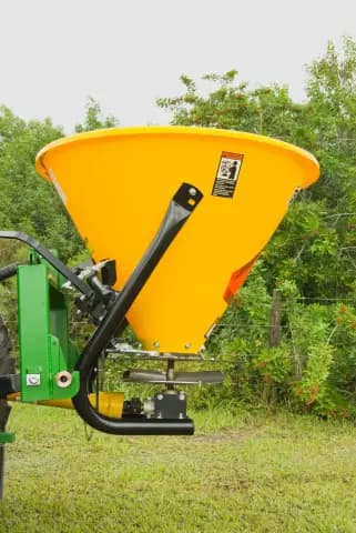SS2036B Broadcast Spreader