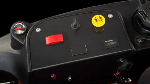 ISX™ 3300 Zero Turn Mowers - 5902145